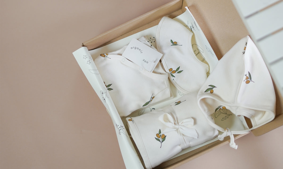 Organic Clothing Baby Gift Sets ~ Newborn Gifts ~ Organic Zoo