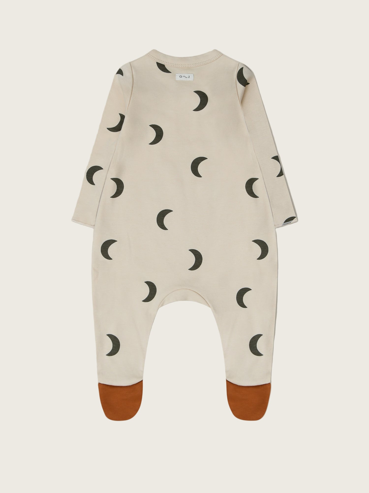 Desert Midnight Suit with contrast feet