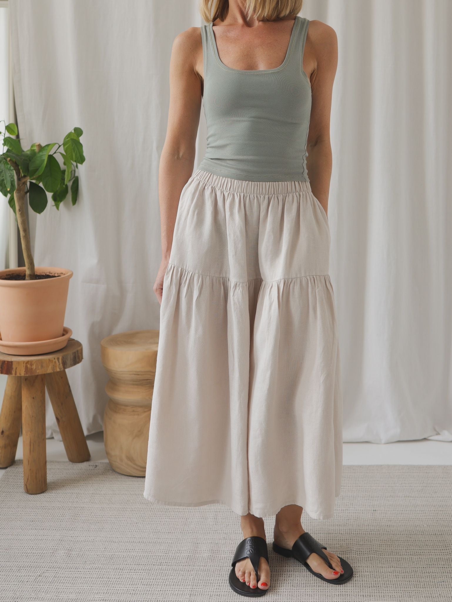Women's Ceramic White Linen Skirt