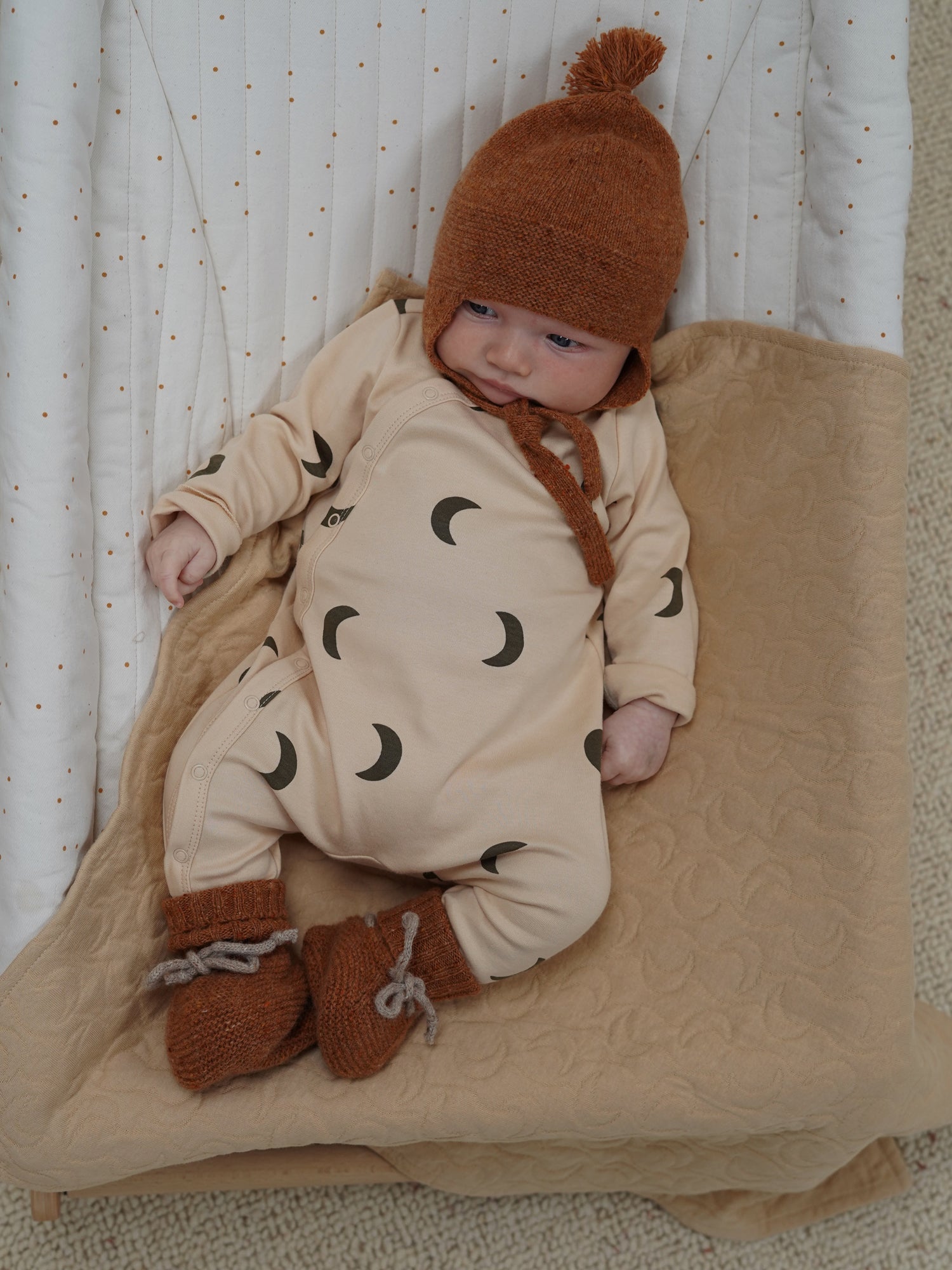 Desert Midnight Suit with contrast feet