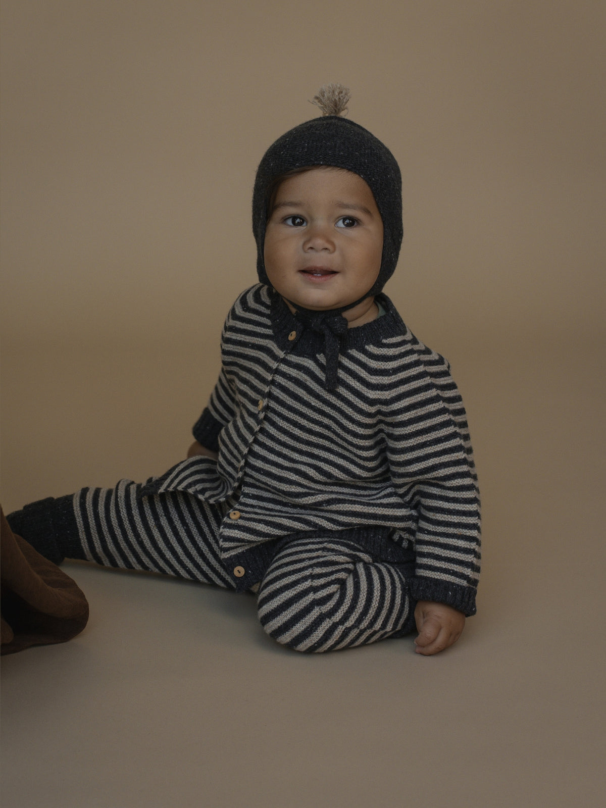Charcoal contrast Tassel Hat