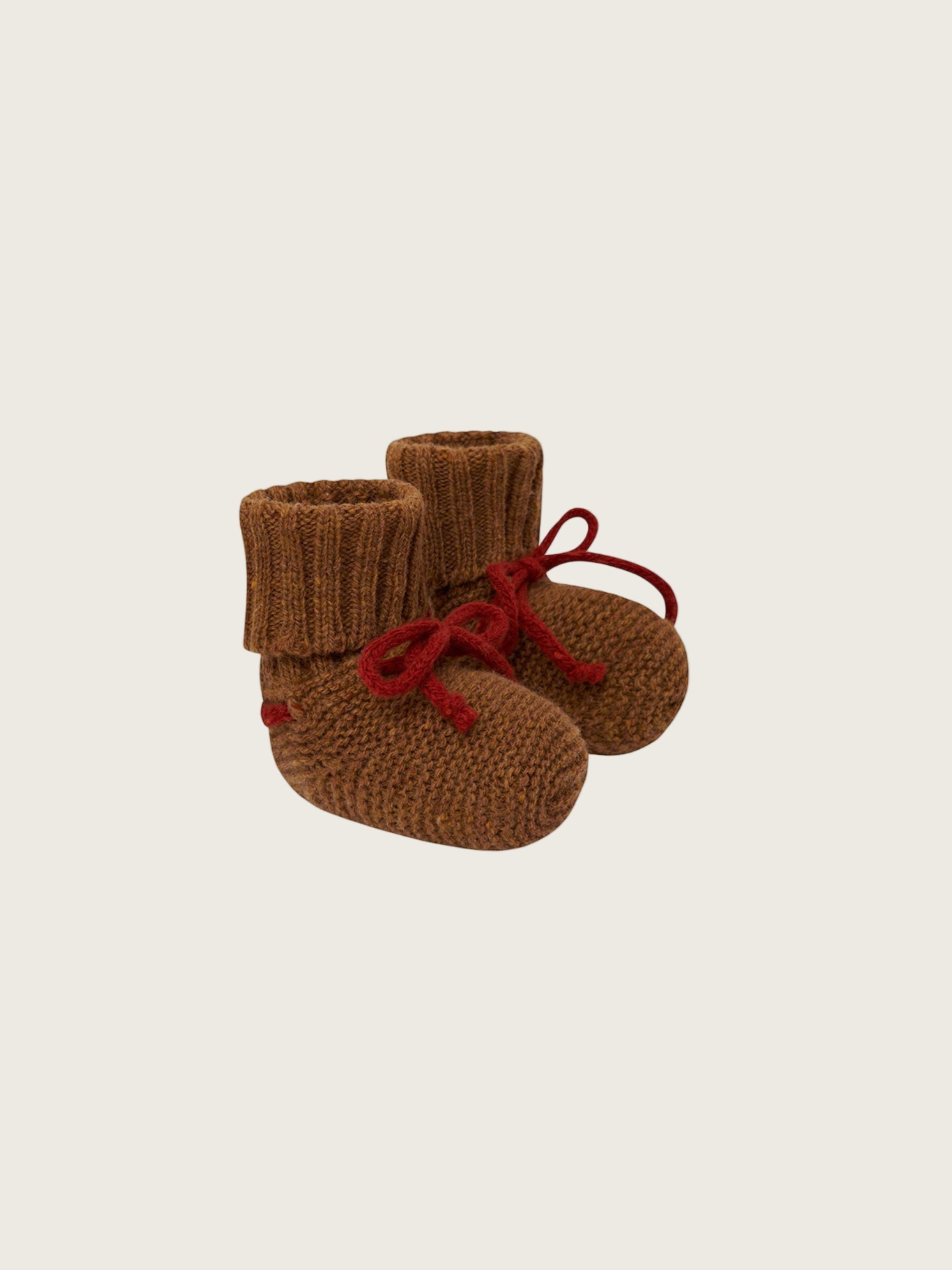 baby and toddler wool booties in chestnut brown with ribbed cuffs and red ribbons