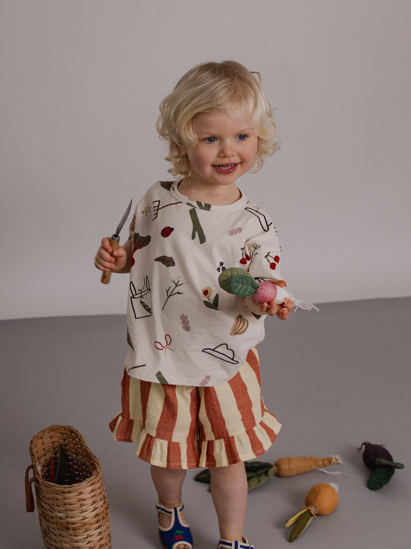 Tomato Stripes Frill Shorts