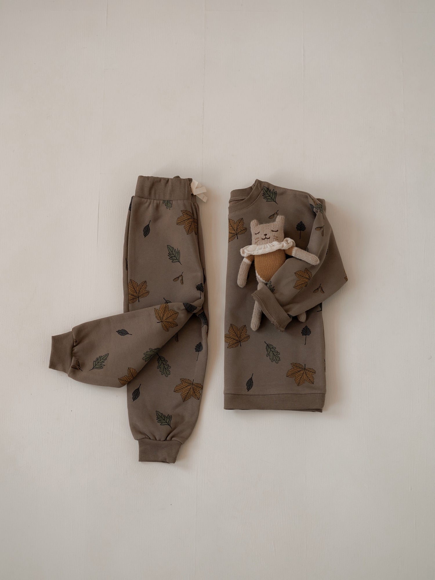 Fall In Love Sweatpants