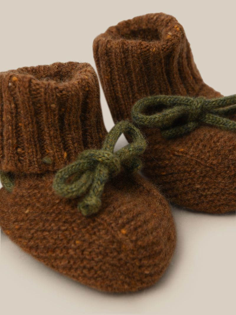 baby and toddler wool booties in brown with dark green ribbons