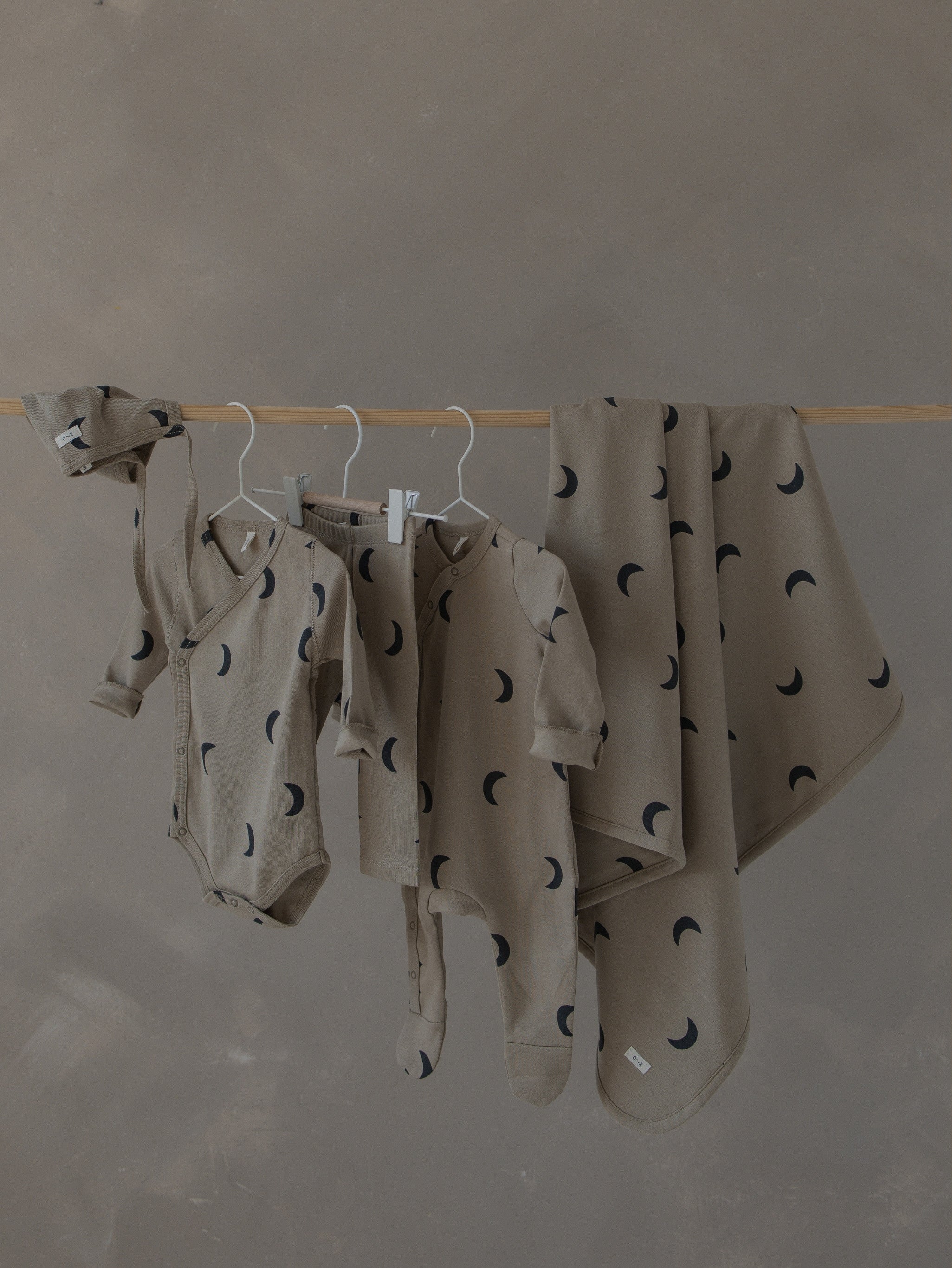 Dusky Midnight Reversible Blanket