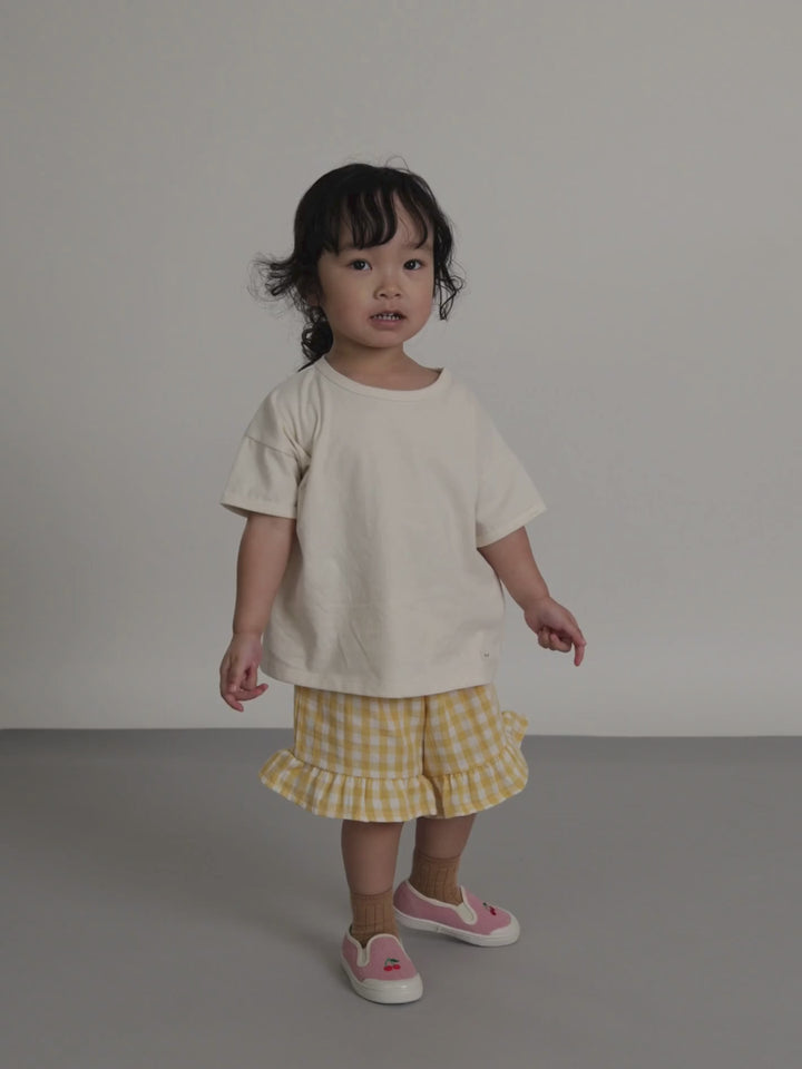 Honeycomb Gingham Frill Shorts