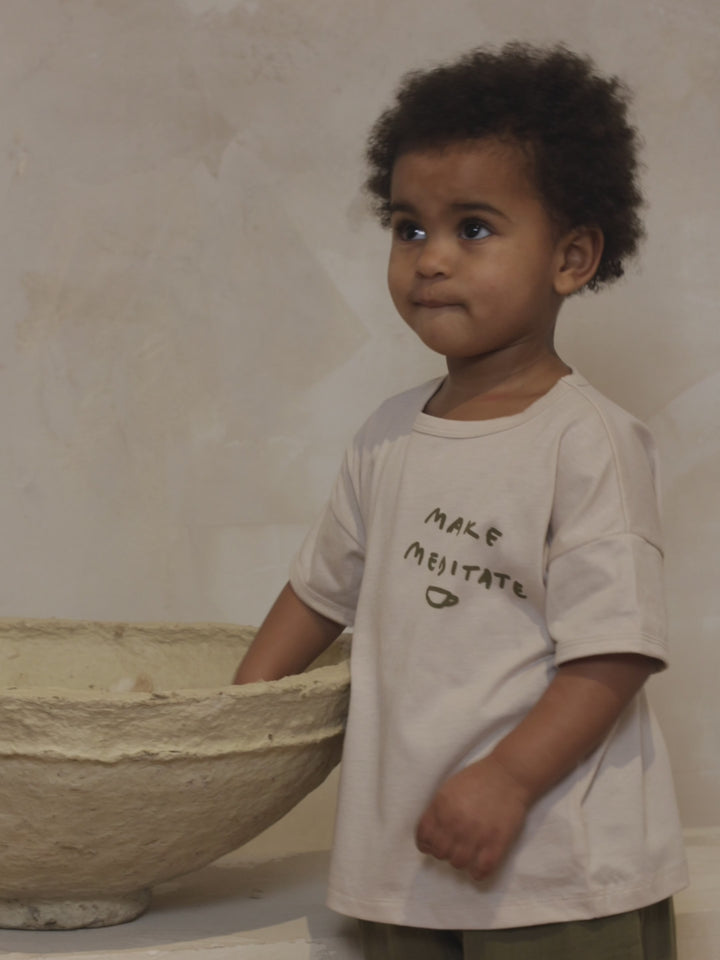 Make Meditate. Boxy T-shirt