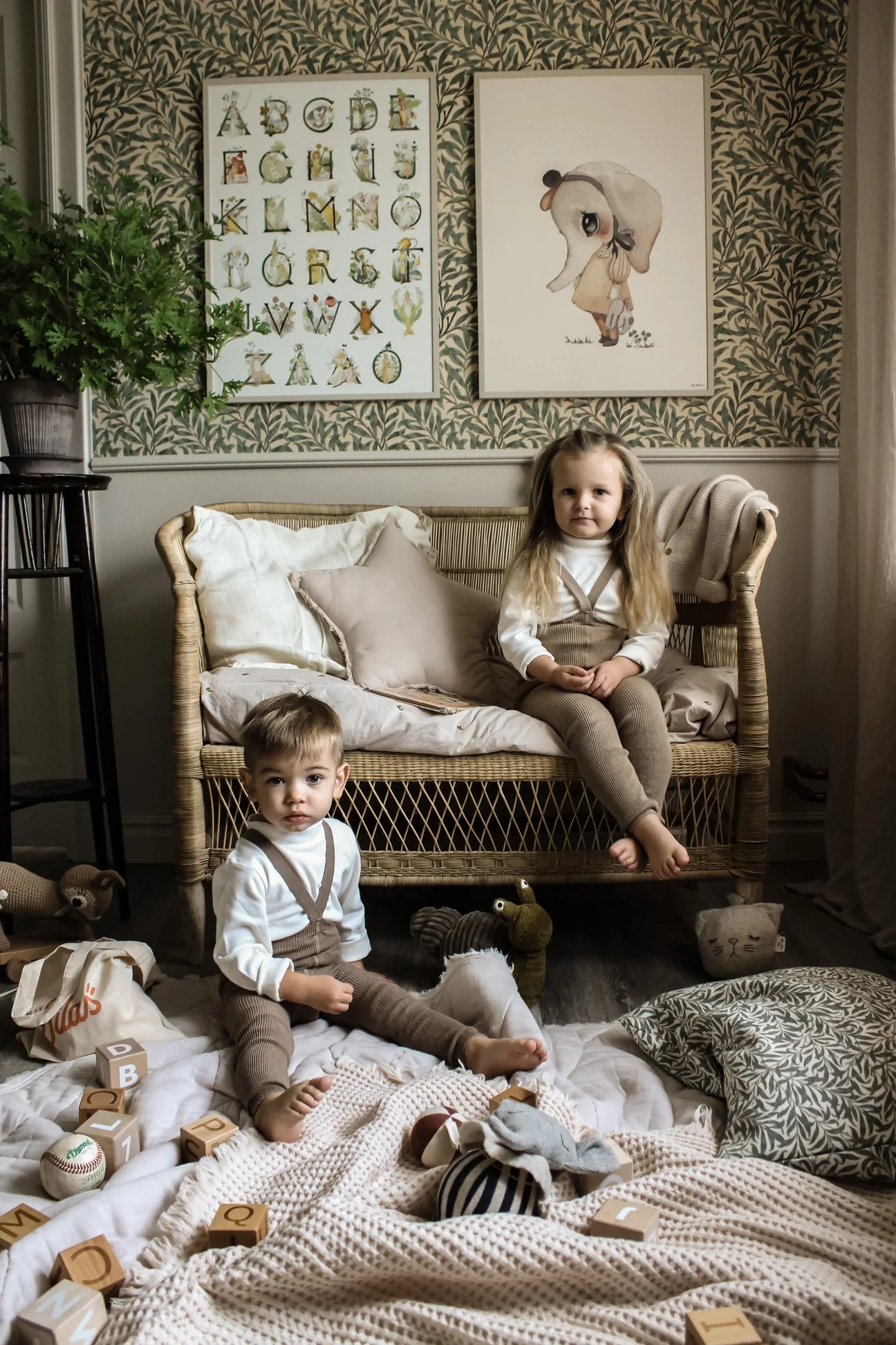 Peanut Blend Footless Tights with braces